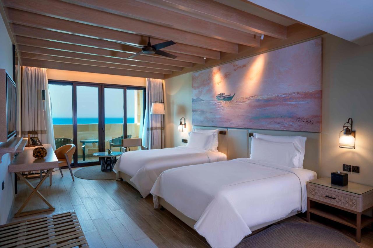 Saadiyat Rotana Resort And Villas Abu Dhabi Esterno foto Deluxe Ocean View Room