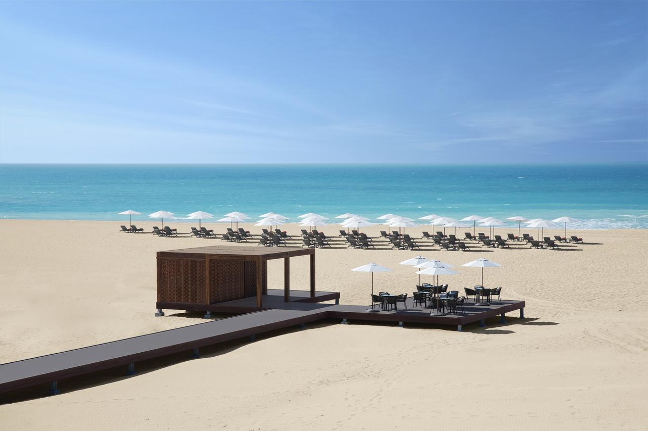 Saadiyat Rotana Resort And Villas Abu Dhabi Esterno foto Beach at the Conrad Punta del Este